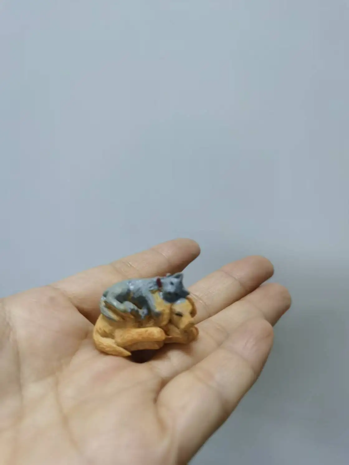 Mini Resin figure mental psychological sand table game box court therapy  cat and dog
