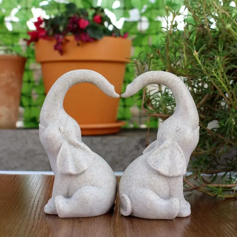 23GA Pair Of Love Elephant Sculpture Resin Statue For Indoor And Outdoor Decoration