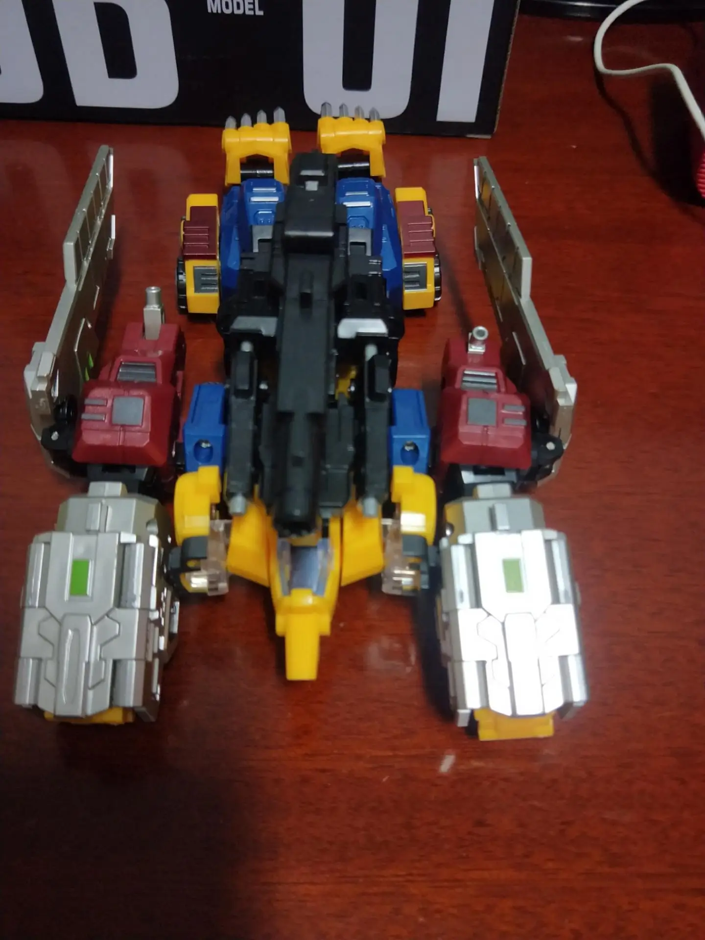 ألعاب التشوه أوبتيموس البدائية JB01 الشمبانزي التحول روبوت IronFactory IF EX43 عمل نموذج لجسم