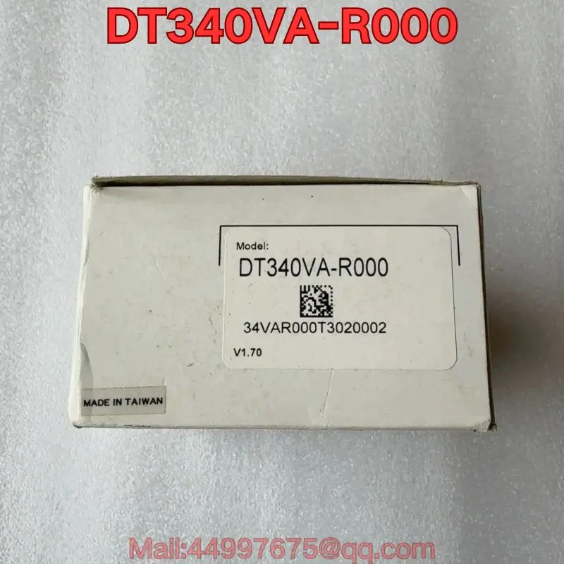 

Brand new DT340VA-R000 temperature controller