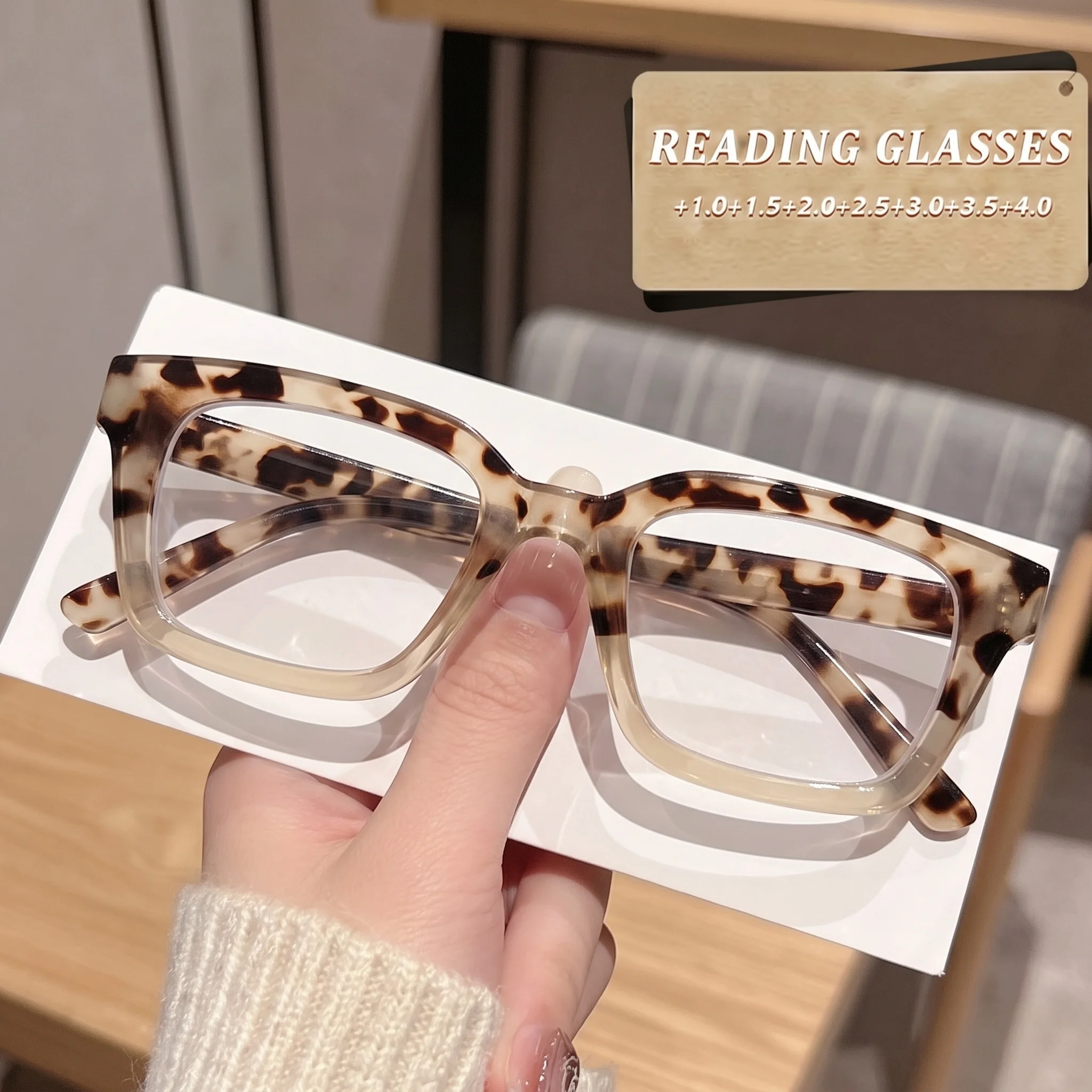 1 Pair of New European and American Style Square High-Quality Trendy Glasses That Are Versatile and Make You Look Younger Without Makeup, Suitable for Both Men and Women, High-Definition Reading Glasses, Elegant and Simple, Made of Pc Material, with Degrees Ranging from +1.0 to +4.0, Suitable for Computer/Tv/Mobile Phone Use, Ideal for Daily Computer Office Work