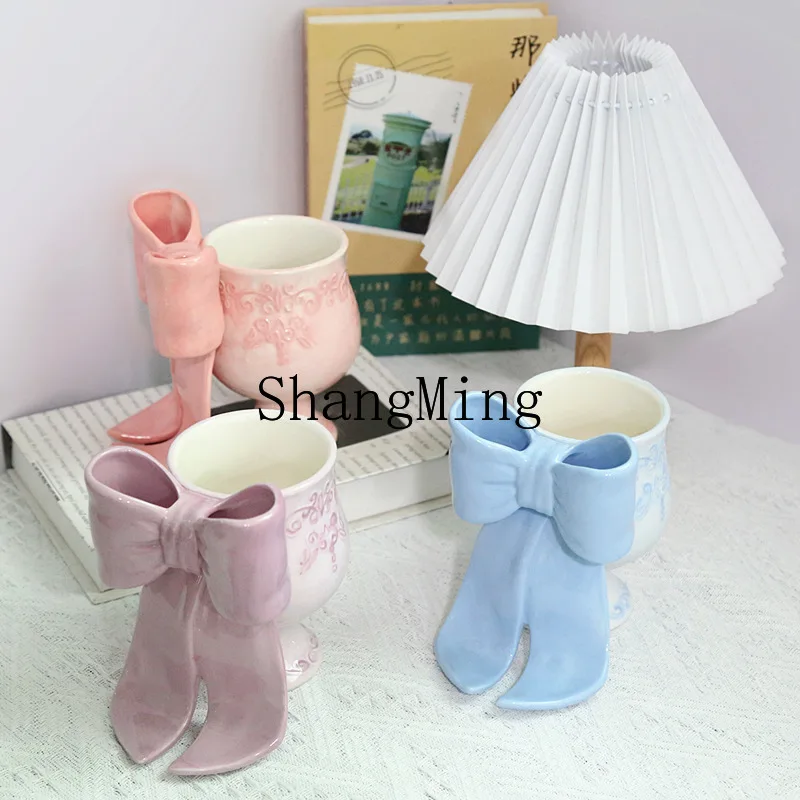 

PYH Modern Simple Bow Cup Birthday Gift Coffee Cup Embossed Ceramic Mug Home Souvenir