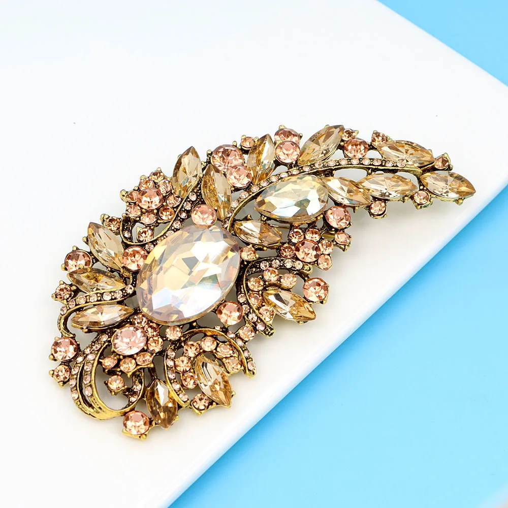 SKEDS Luxury Women Shiny Large Rhinestone Solid Color Brooches Pins Exquisite Crystal Party Banquet Jewelry Badges For Lady