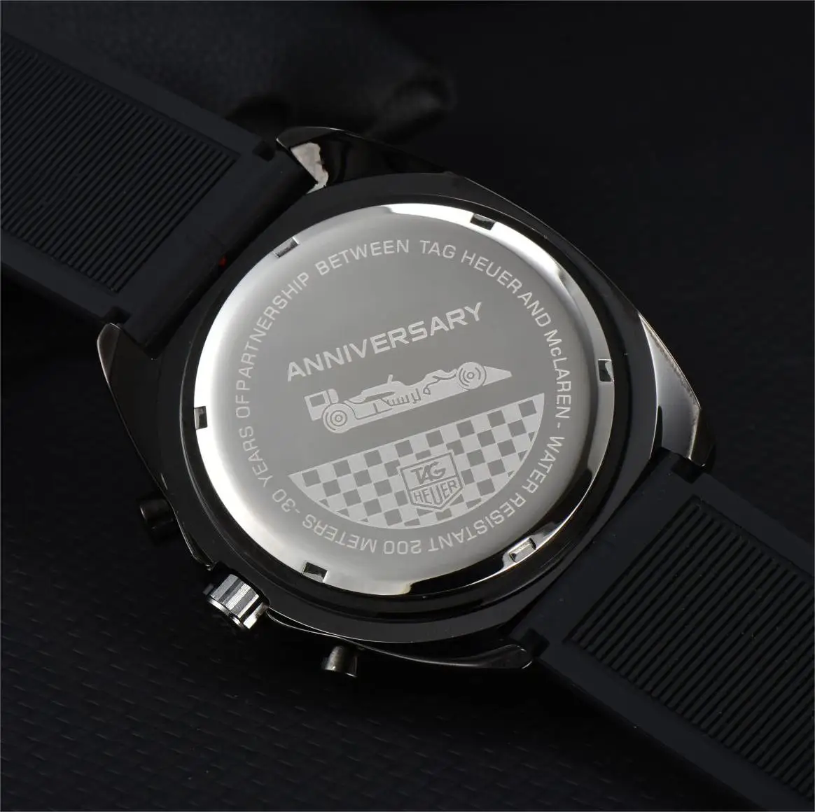 Fashion Mens Qaurtz Watches High Quality Wristwatch Sport Ultra Soft Watch Strap Chronograph Function High Quality Auto Date