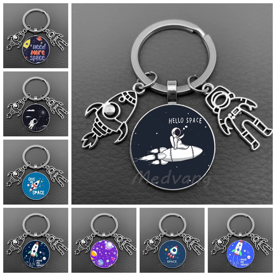 New Arrival astronauta breloczek kosmiczny planeta kreskówka wzór brelok do kluczy samochodowych statek kosmiczny rakieta przestrzeń wentylator szklany brelok prezent