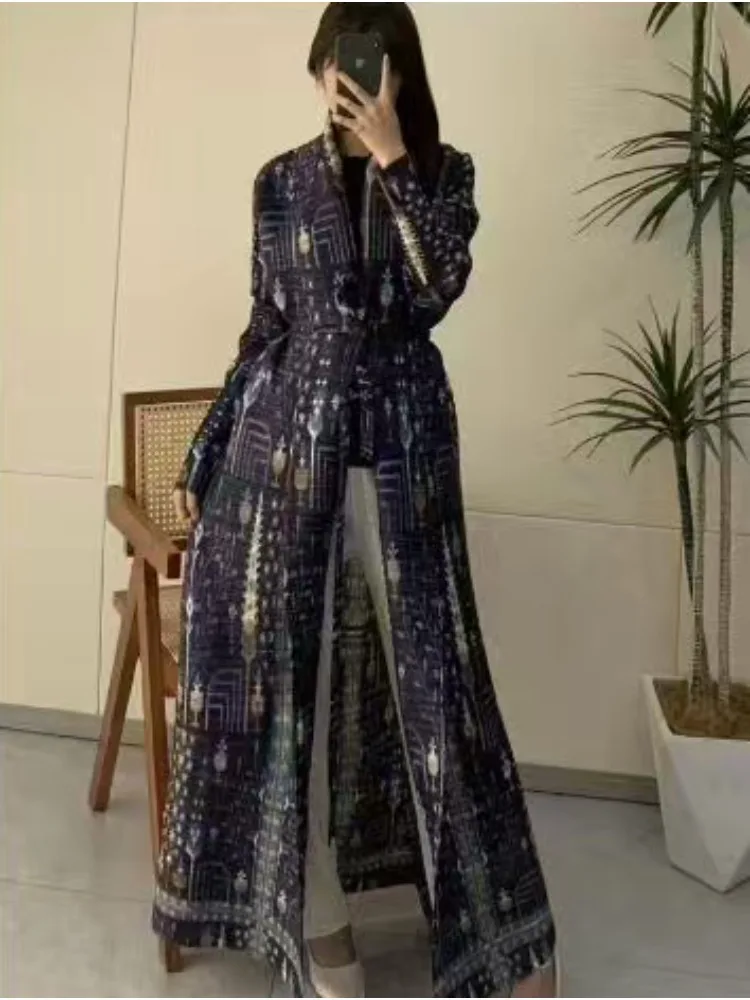 

Miyake Pleated Fashion Printed Women's Coat 2025 Winter New Temperament Lace-up Versatile Robe Women's Clothing