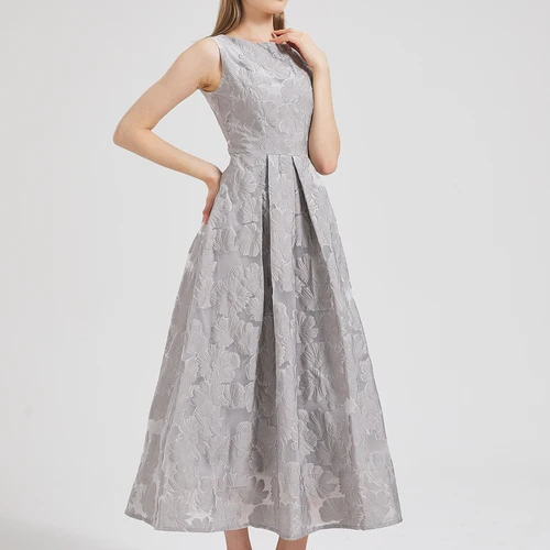 שמלות מוכנות ללבוש