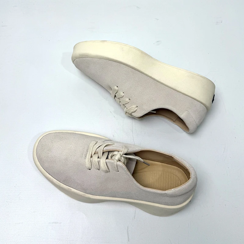 

Men's Summer Breathable Suede Casual oes Thi Bot Heightening Briti Old Money round Toe Board oes Faionable...