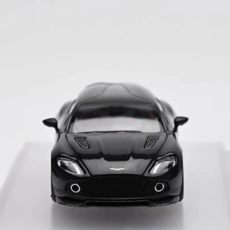 King modèle 1:64 Aston Martin Vanquish Zagato Pot d'argile jouets en alliage véhicule à moteur moulé sous pression modèle en métal cadeaux