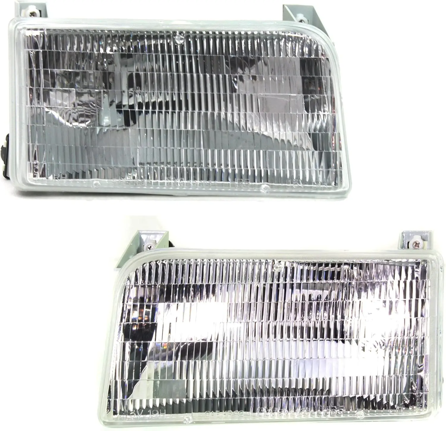 

Driver and Passenger Side Headlight for Ford F-150 1992-1997 Halogen With bulbs 0 Replaces # F2TZ13008A, F2TZ13008B