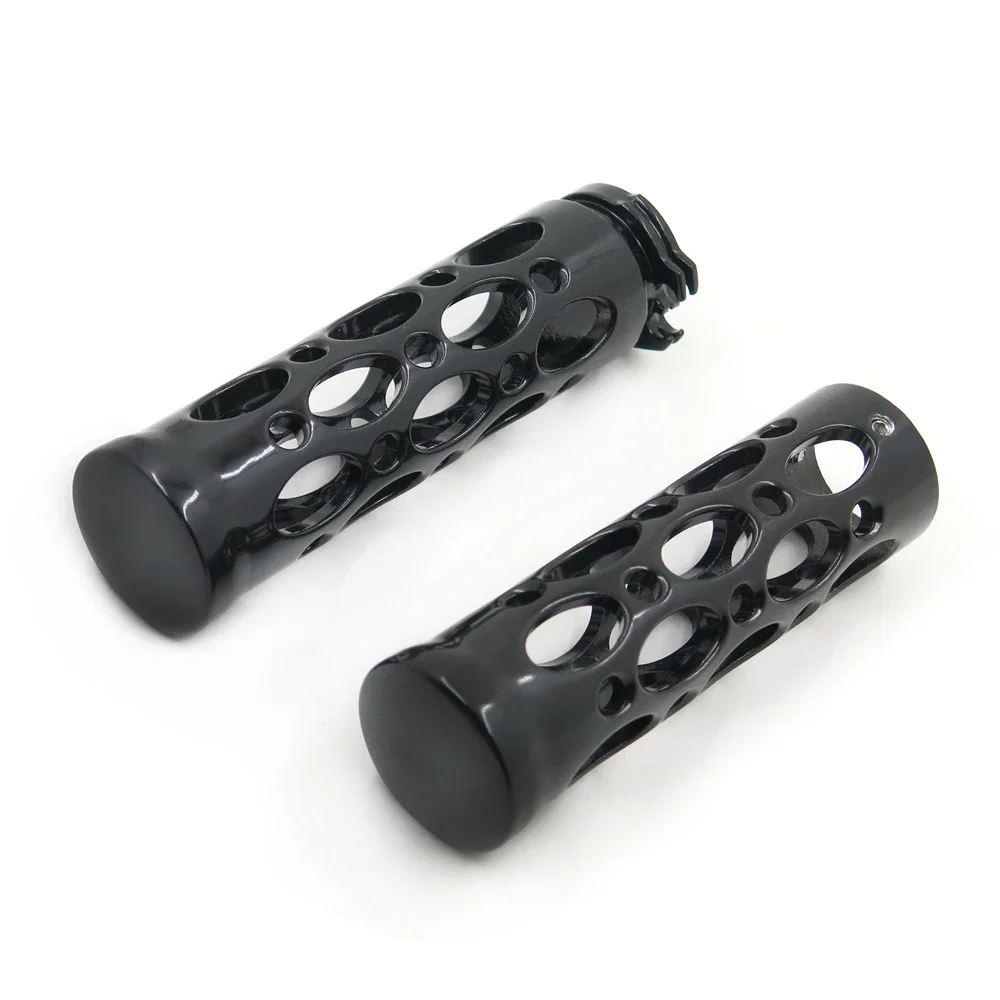 Free Shipping Motorcycle Parts Hand Grips for Motorcycles W/ 1