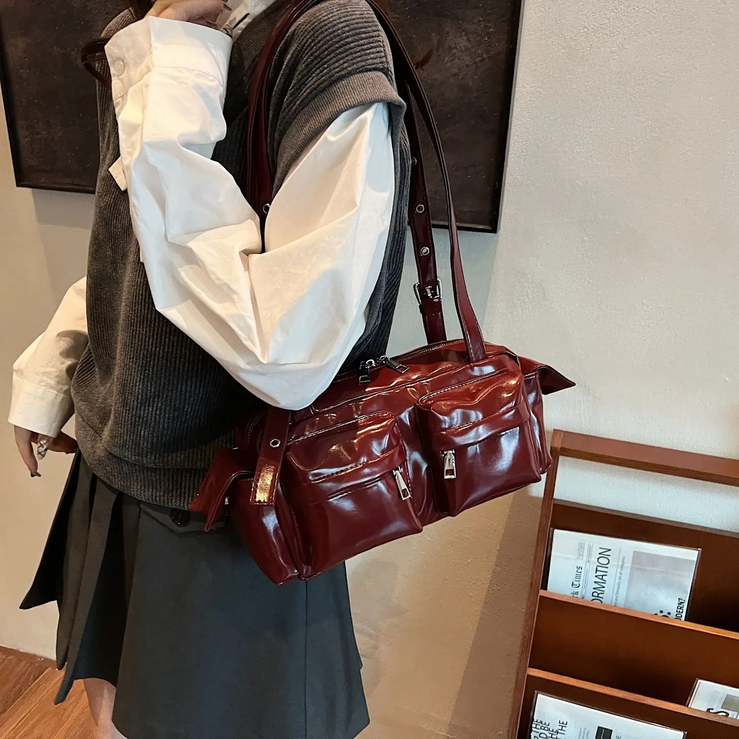 

Hot Girl Retro Multi Pocket Tote Bag Women Oil Wax Leather Large Capacity Shoulder Bags Ladies Y2k Aesthetic Chic Crossbody Bag