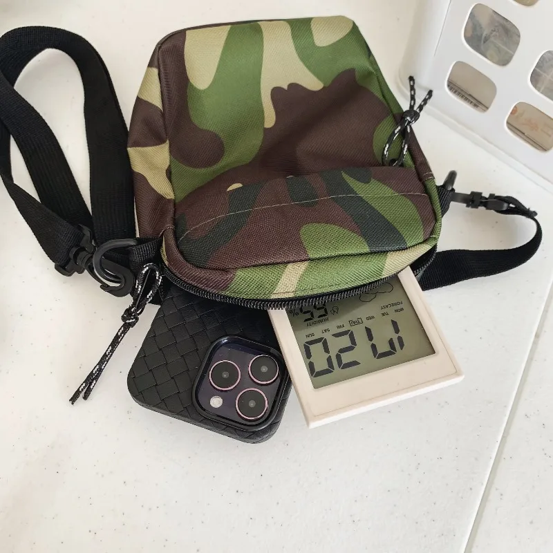 Men\'s Oxford Camouflage Crossbody Bag Minimalist Design Lightweight Casual Small Shoulder Bags for Men Zipper Messenger Pouch