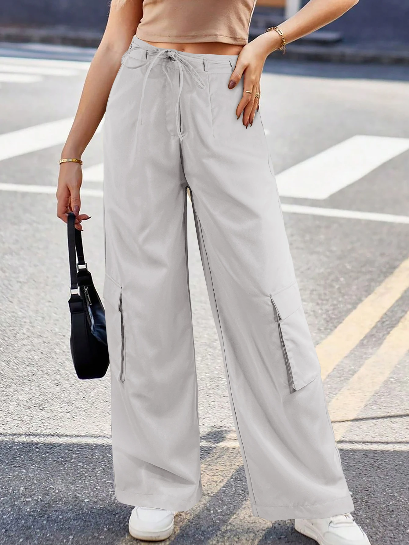 Mono informal plisado con cordón en la cintura para mujer, pantalones con bolsillos inclinados y bolsillos con solapa de cintura alta, adecuados para uso diario