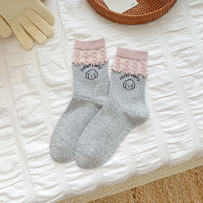 Kaos kaki anjing kartun wanita 2025 musim gugur baru, kaos kaki renda Jepang setinggi betis, kaos kaki panjang warna-warni serbaguna modis