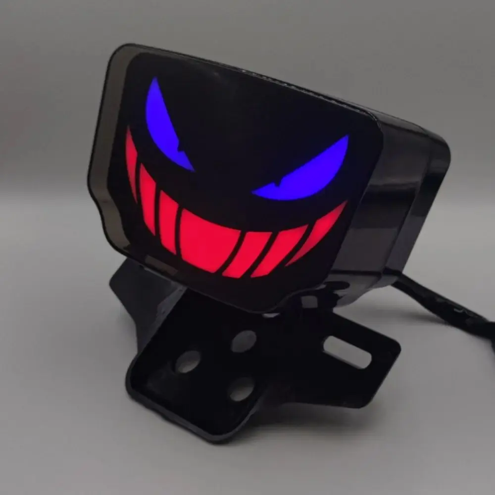 LED Design Motorcycle LED Tail Lights Dynamic Flash Devil Eye Design Brake Rear Light Lamp Integration Design