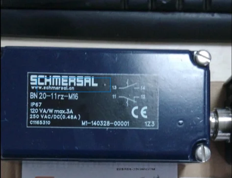 

New original SCHMERSALZS T2L 035-11Z-M20 limit switch