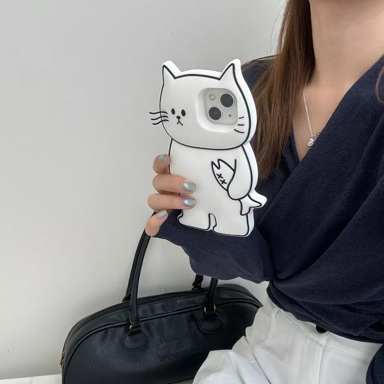 

Cute 3D Cat with Fish Silicone Phone Case for iPhone 16 15 14 13 12 11 Pro Max Shockproof Cartoon Protective Cover