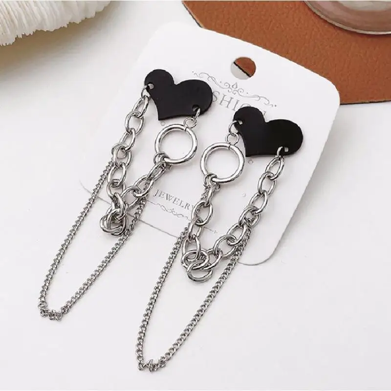 Korean Girl Earrings Fashion New Black Peach Heart Earrings Long Chain Personality Sweet Cool Wind Ear Jewelry Sales Oorbellen