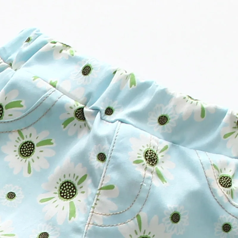 2023 Summer 2 3 4 5 6 8 10 Years Children\'S Clothing Cotton Thin Fower Print Kids Baby Girl Beach Hot Shorts