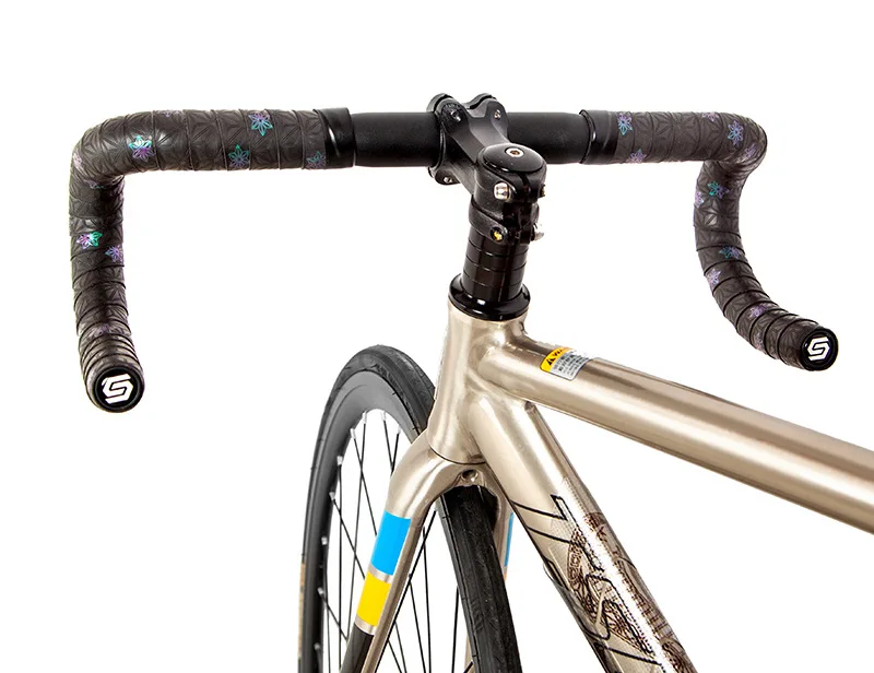 

Велосипедная ручка с рисунком хризантемы и противоскользящим амортизатором