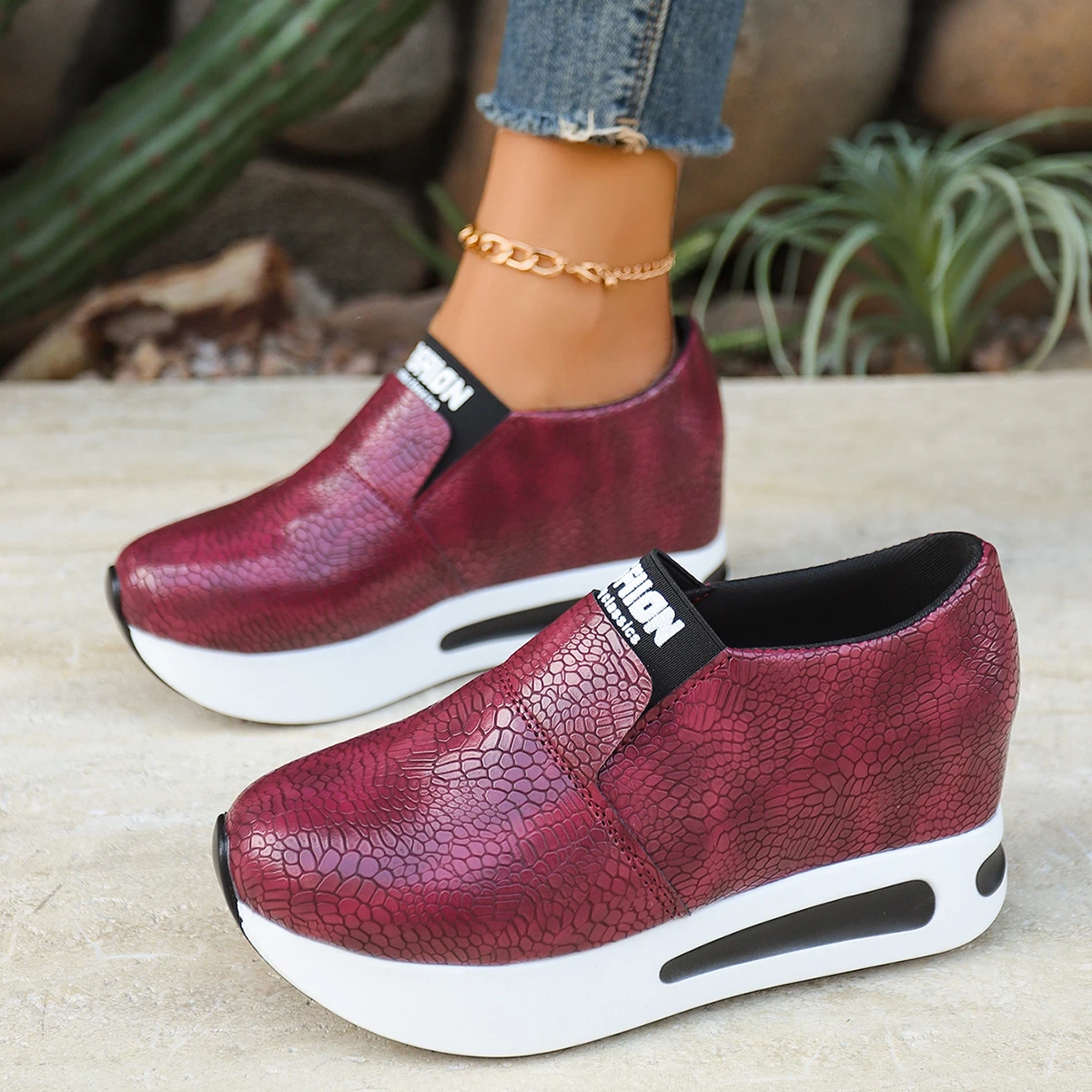 أحذية رياضية نسائية لربيع الخريف أحذية مشي امرأة الارتفاع أحذية مريحة خفيفة الوزن أسافين الانزلاق على منصة أحذية رياضية النساء #1