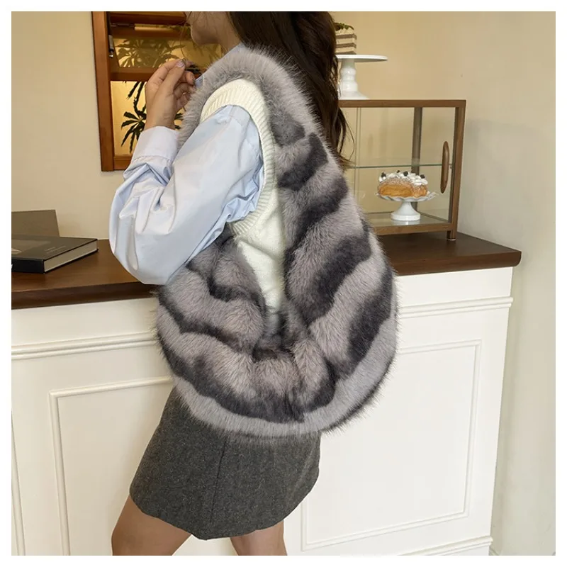 

Women's Plush Crossbody Bag Single Shoulder Handbag Large Capacity Casual Autumn Winter Fur Bag Fashionable All-Match Bag