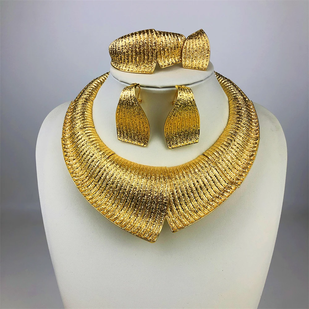 

ESALE Италия 18-каратного позолоченного женского комплекта ювелирных изделий Классический двухцветный дизайн Круглое ожерелье Серьги Браслет и кольцо Полный комплект ювелирных изделий