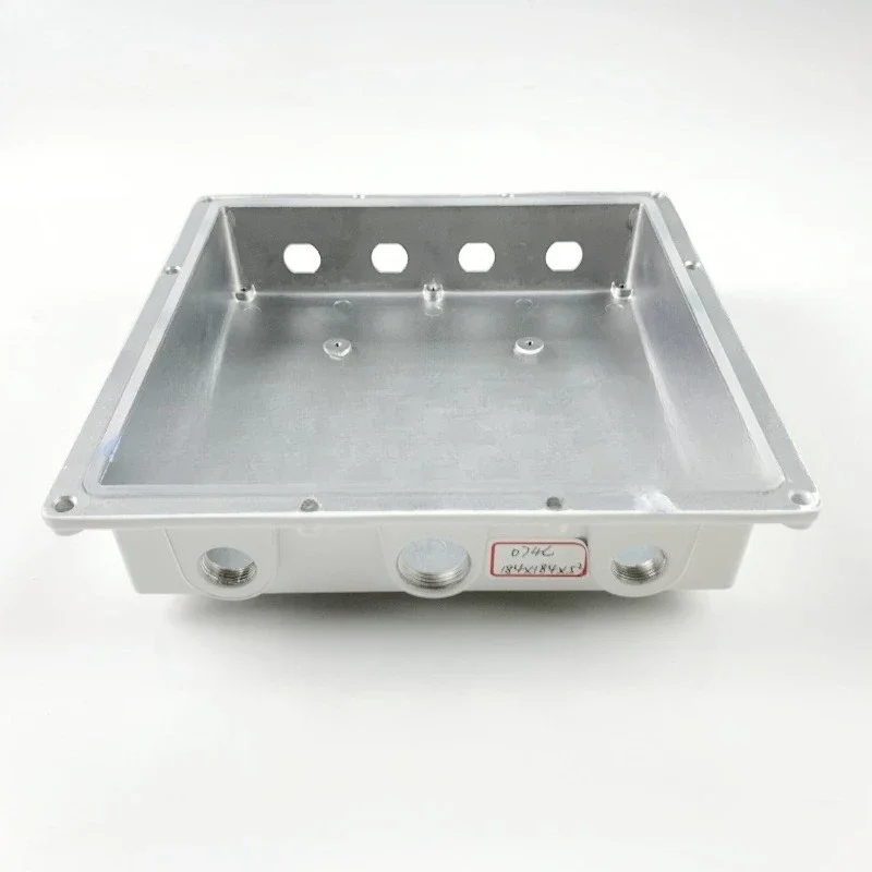 A-074C die-casting aluminum waterproof amplifier shell 185 * 185 * 53 metal CATV shell AP mesh bridge shell