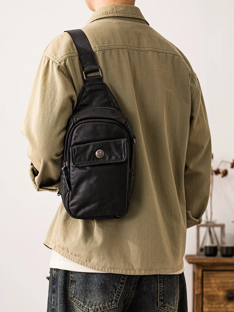 Outdoor daily light luxury genuine leather men's black chest bag weekend travel sports handmade cow leather crossbody bag