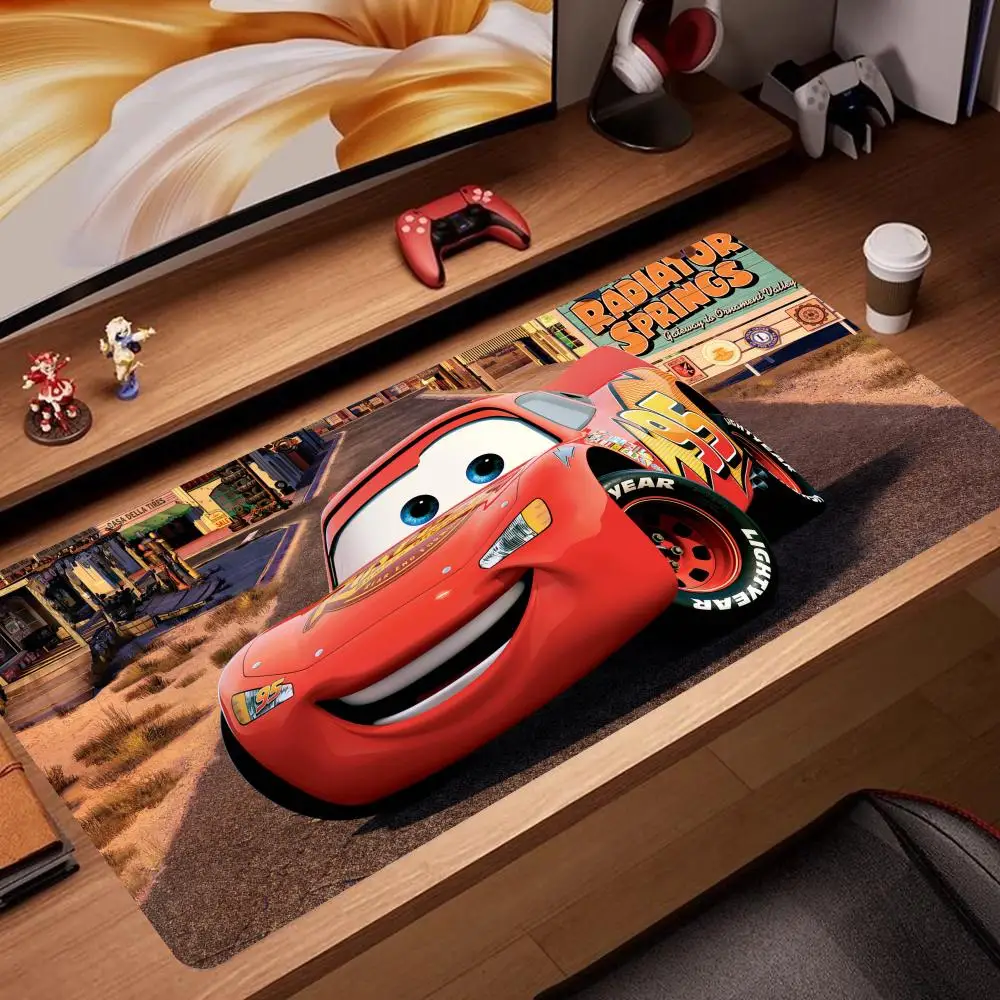 F-Fast L-Lightning McQueen Car Mouse Pad Gaming Mousepad Speed Desk Mat Laptop Gaming Mats For Office Carpet Desk Accessories