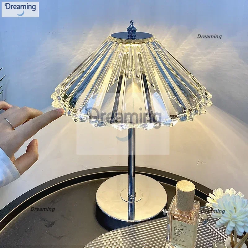 

Ins Internet celebrity light luxury girl simple LED crystal decorative desk lamp creative bedroom niche bedside atmosphere