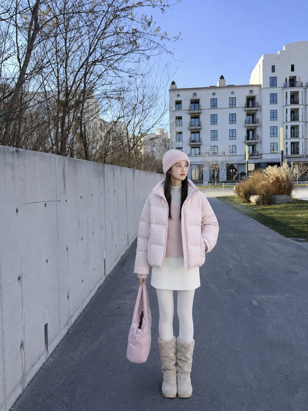 Winter Puff Fluffy Hooded Drawstring Down Jacket Women White Duck Down Solid Parker Outwears Female Thick Warm Bread Down Jacket