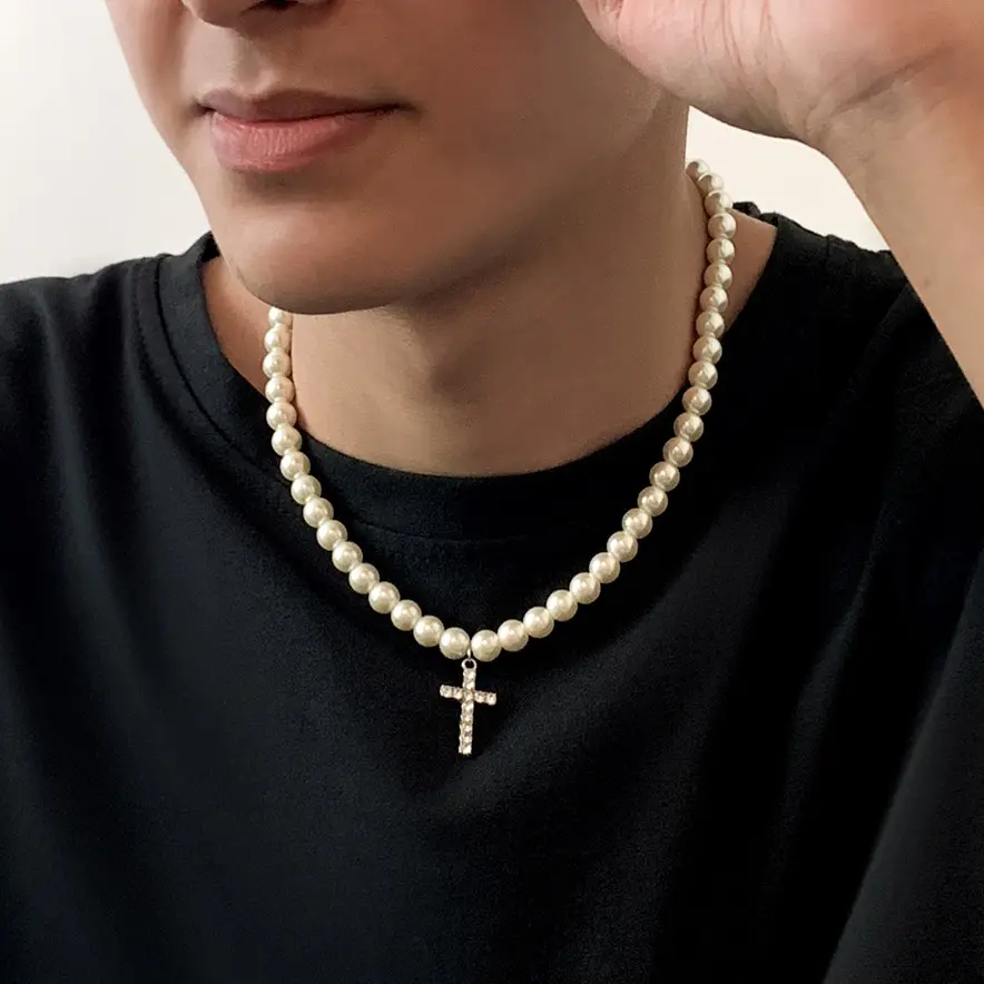 Punk Vintage Imitation-Pearl Rhinestone Cross Jesus Pendant Choker Necklace for Men Hip Hop Clavicle Chain Jewelry Steampunk New