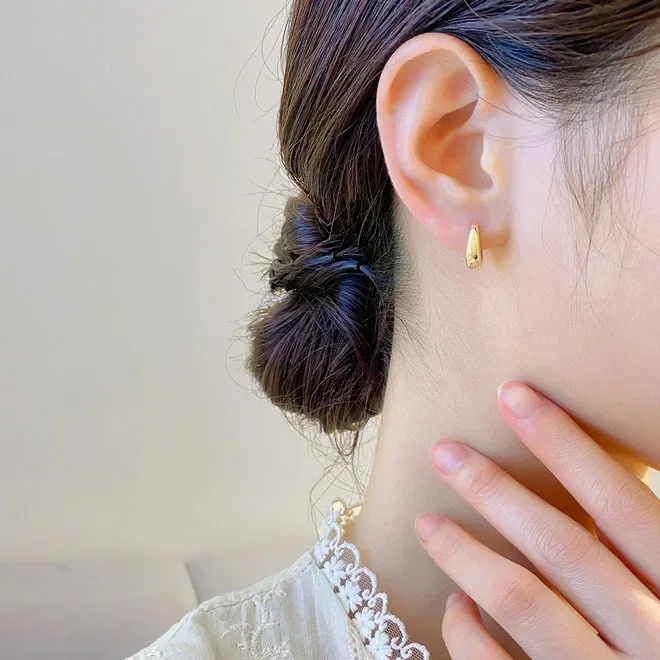 925 Sterling Silver Korean Earrings Simple Temperament Exquisite Hot Semale Sexy Jewelry Gift