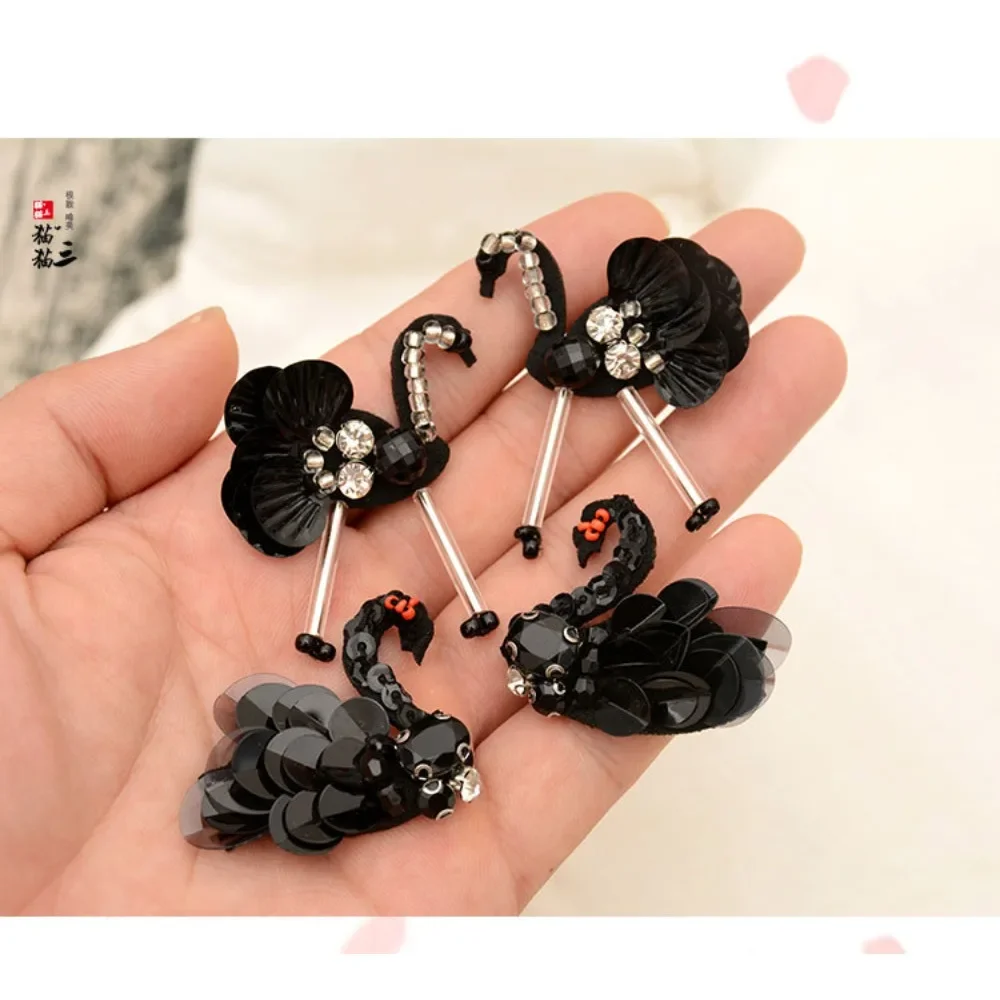 

Handmade Beaded Sequined Swan Cloth Sticker Small, Clothing Bag Decorative Sticker Handmade DIY Accessories Hand Sewn