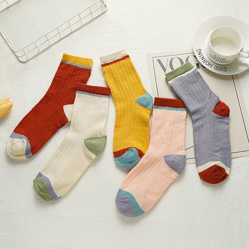 

Candy-Colored New Versatile and Stylish Women's Mid-calf Socks Candy-colored Vertical Striped Mid-calf Socks