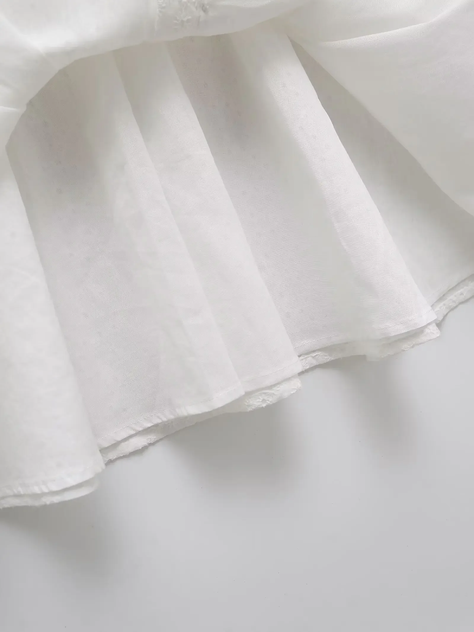 LIBIELIY Primavera Feminina Elegante Moda Estilo de Férias Algodão Recorte Bordado Cintura Com Decote Em V Mini Vestido