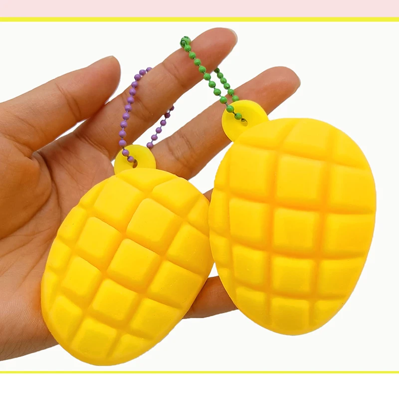 Porte-clés en Forme d'Ananas pour Enfant, Simulation Amusante, Mango, Doux, Pincement, Évent, Pendentif, Amusant, Adulte, Enfants, Souligné, Instituts, Cadeaux d'Anniversaire