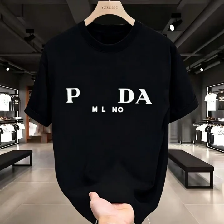 2026 Men Minimal Dispersed Letter Graphic T Shirt Simple Split Alphabet Chest Print Crewneck Tees Unisex Black Oversized Short