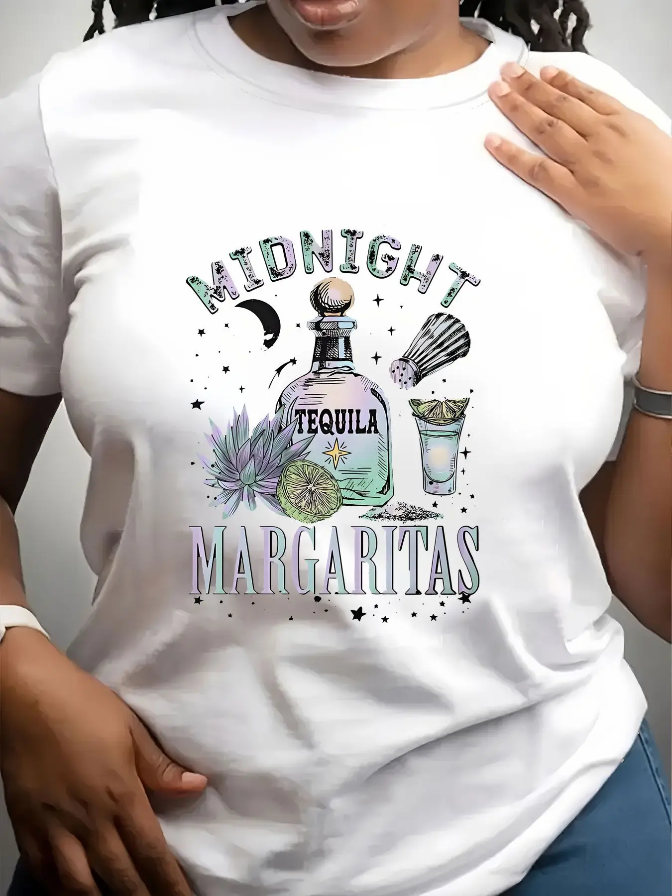 Women's Trendy Crew Neck T-Shirt Midnight Tequila Margaritas Bottle Glass Suitable for Casual Sportswear