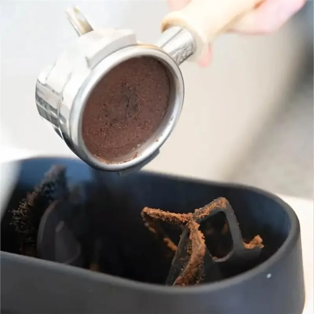 Coffee Portafilter Cleaning Kit Machine Clean Set Include Brush Holder Cafe Grounds Wine Barrel Bar Kitchen Accessories