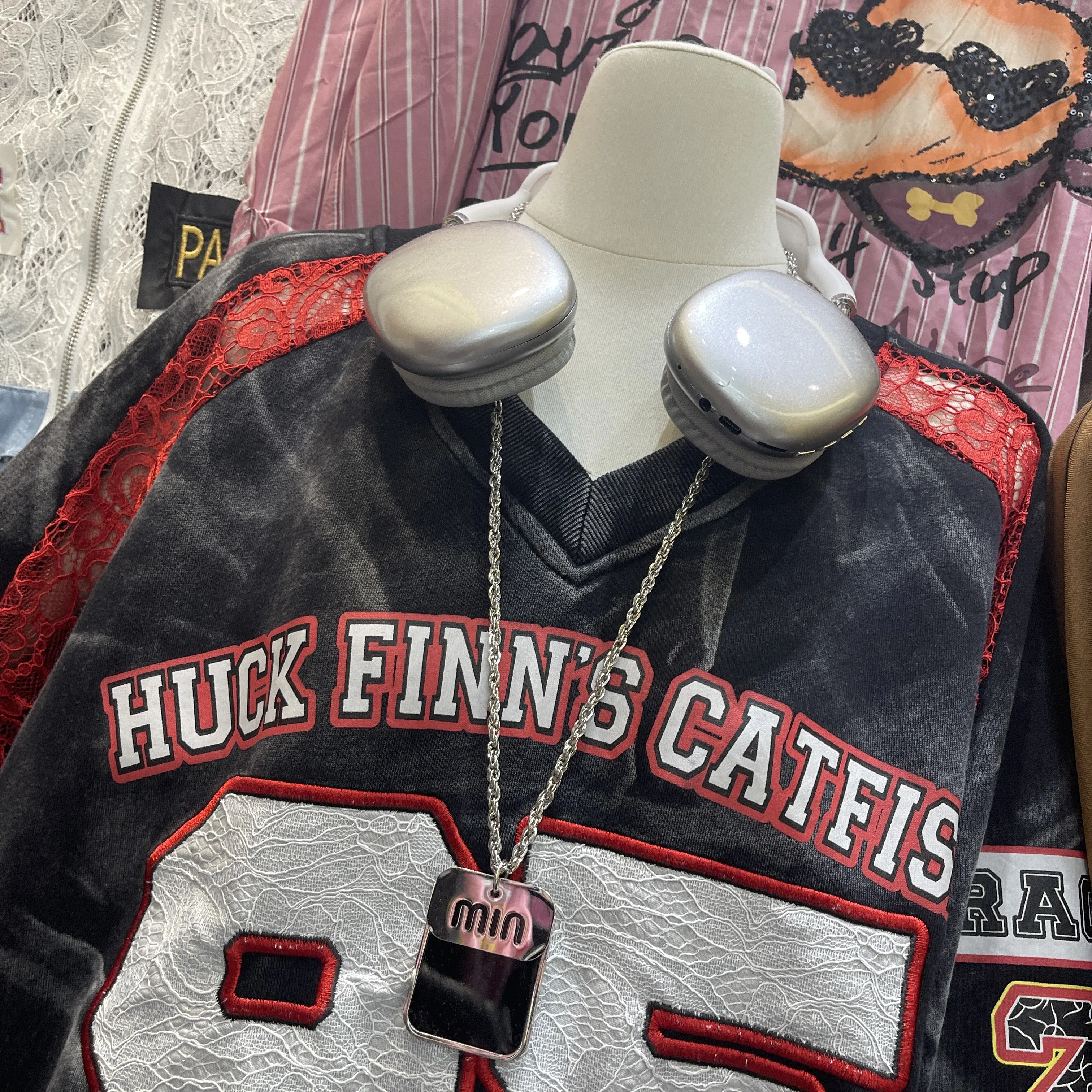 American Style Digital Embroidery Print Trendy T-Shirt V-Neck Design High Street Sports Couple Casual Top Streetwear Women