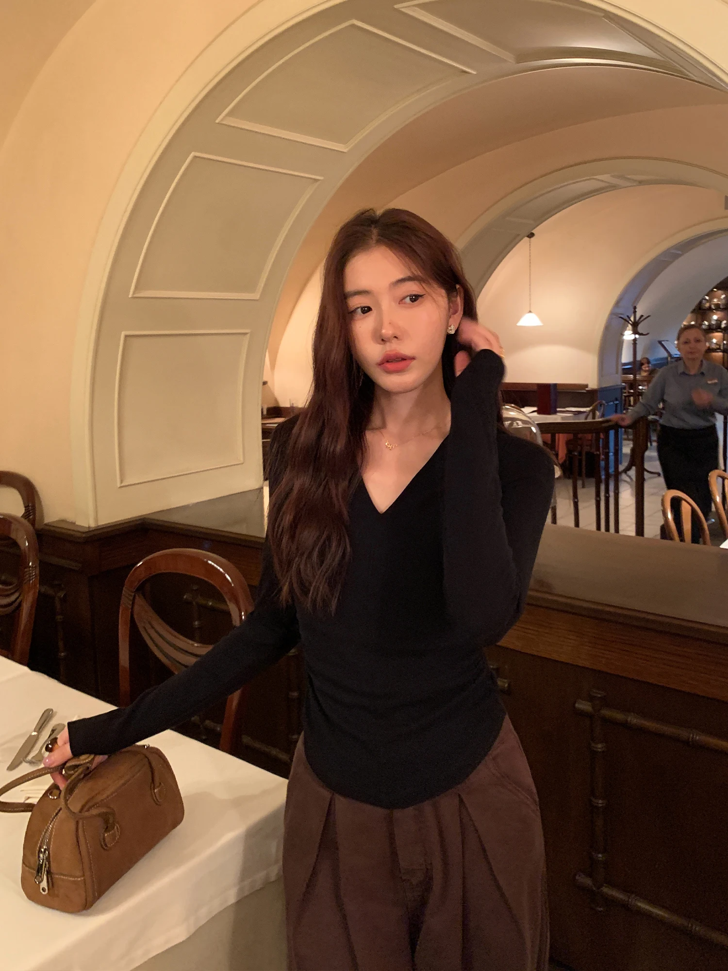 Pusumede Double Fantasy Cashmere Knitted Slim Fit Short V-Neck T-Shirt Women's Base Layer Shirt Cultural Style Long Sleeve