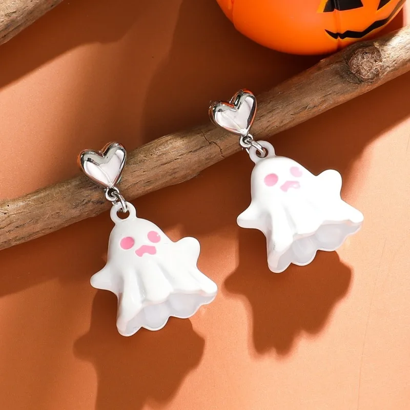 

Fashionable Women's Cute Heart-shaped Ghost Earrings, Halloween Trendy Party Holiday Gifts, Cartoon Ghost Earrings