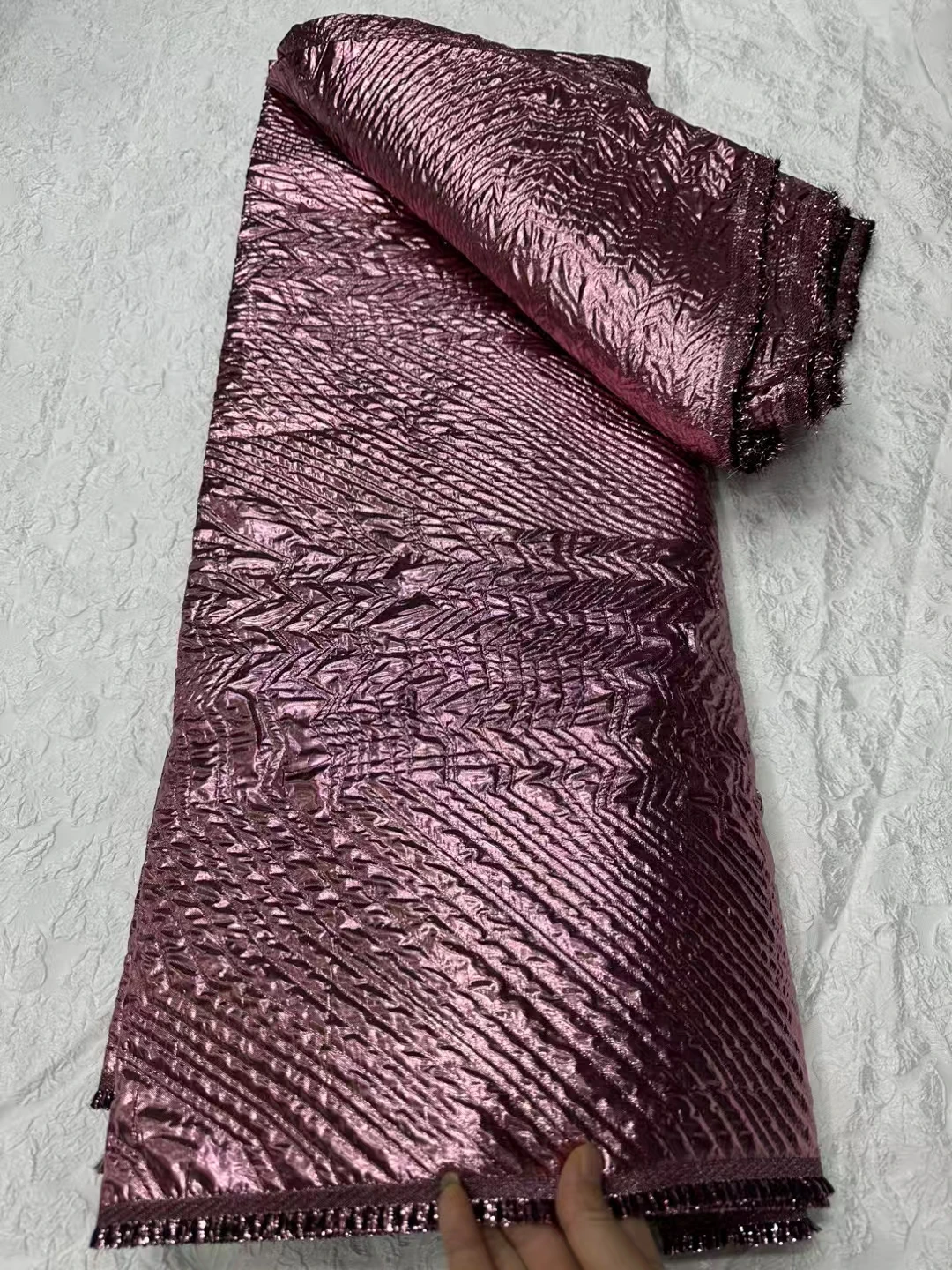 

Новый стиль, розовая дамасская парча, африканская нигерийская кружевная ткань, 2025 г., высококачественная жаккардовая французская кружевная ткань для женского платья KCW2519