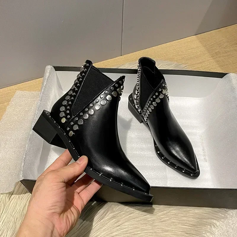 High Quality Women Shoes Leather Short Boots Women Pointed Chunky Heel Boots Fashion Rivet Ankle Boots Female Platform Heel 2024