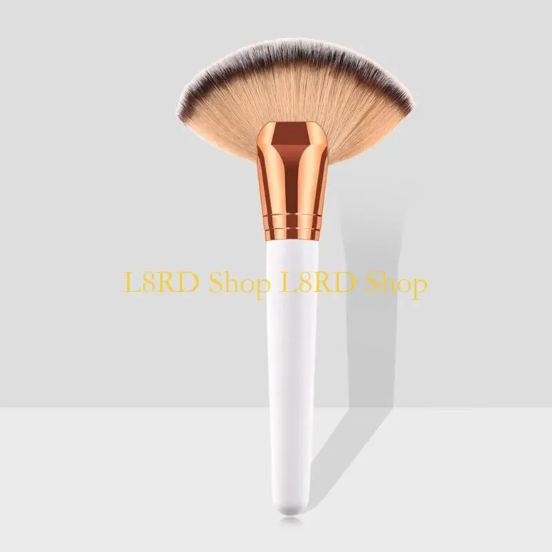 L8RD Comfortable Fan Beauty Brush For Face Makeup Soft Full Coverage Concealer Brush