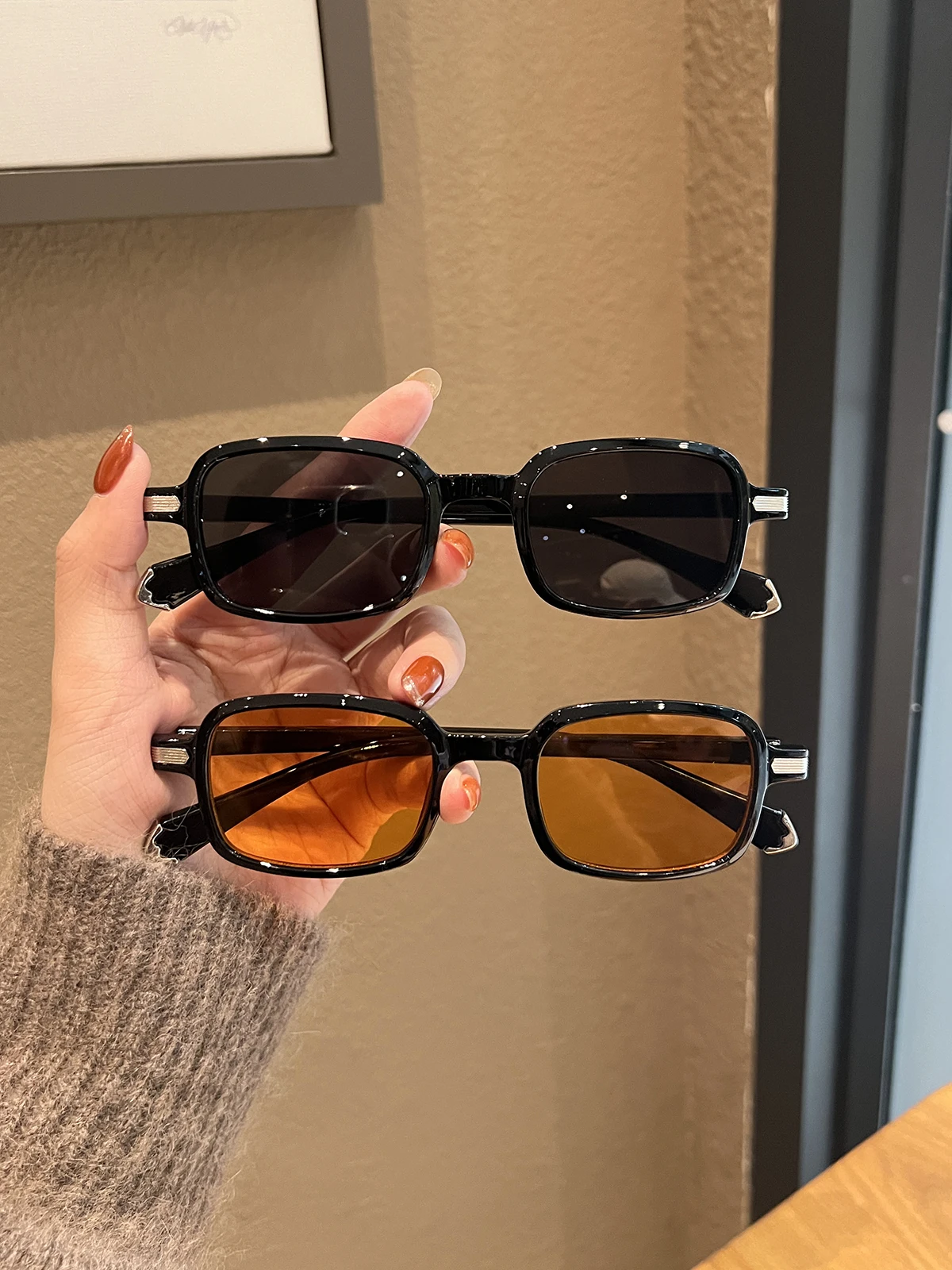 Oculos-de-sol-retro-estilo-coreano-com-armacao-quadrada-unissex-acessorio-para-fotografia-efeito-emagrecedor-no-rosto-prot