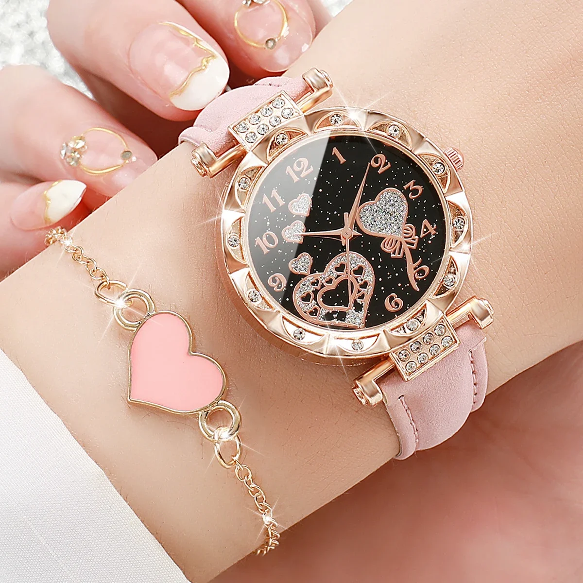 4pcs/set Women Watches Fashion Rhinestone Quartz Ladies Watch Leather Band Wristwatches Bracelet Set (No Box)